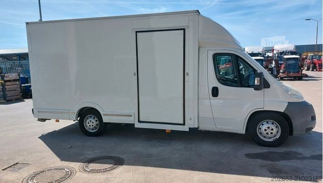 Fourgon tôlé FIAT Ducato Koffer