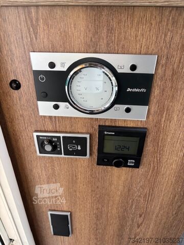 Camping-car intégral Detleffs I - 6717 Trend 1.Hd. 14´000km