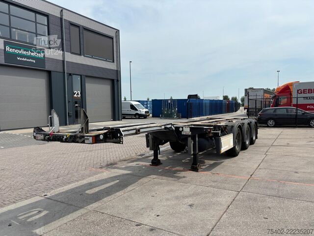 Konteinerių vežimas D-TEC VCC-01 / 3x Extendable / BPW / 1x Lift Axle