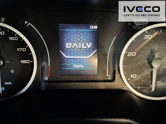 Fourgon tôlé IVECO 35S18H Koffer / Portaltüren, 3L Hubraum!