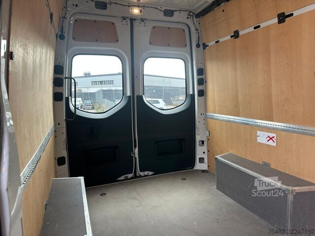 Yüksek tavanlı panelvan MERCEDES-BENZ Sprinter 315 CDI KA/L2H2/3665/KLIMA/HOLZBODEN/MB