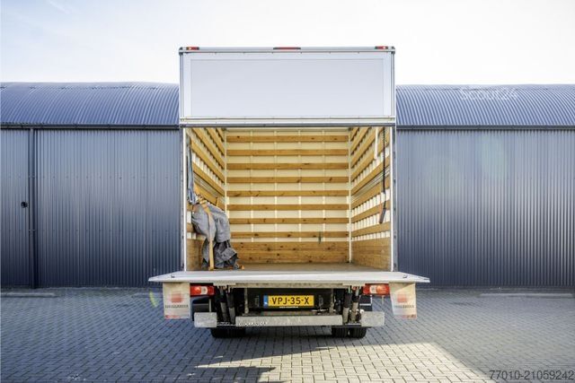 Box van IVECO 35C16 | 3.0L | Bakwagen met Laadklep | N1 | Auto