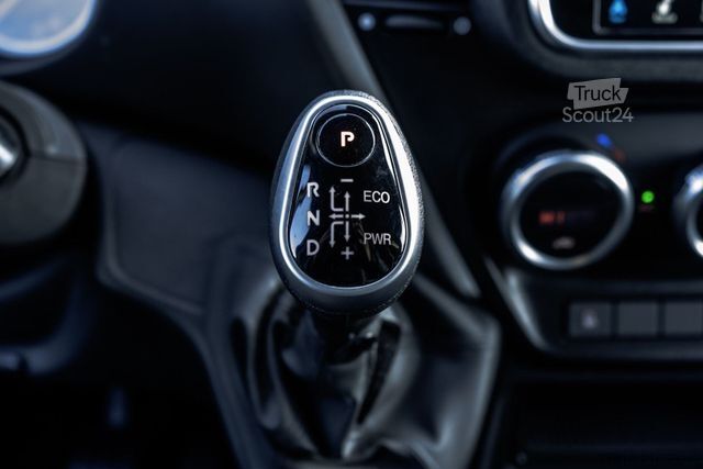 Box van IVECO 35C16 | 3.0L | Bakwagen met Laadklep | N1 | Auto