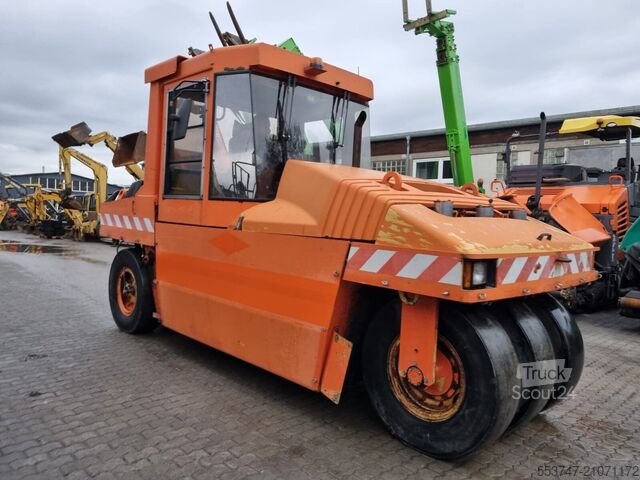 Bandenwals Caterpillar PS 300 B