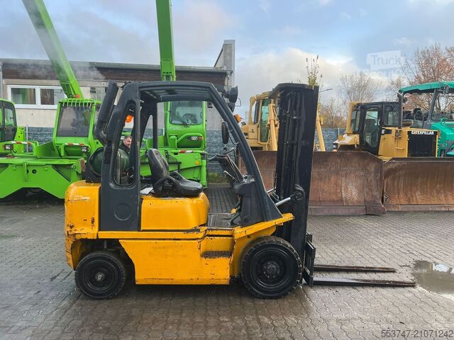 Forklift Nissan FG 25