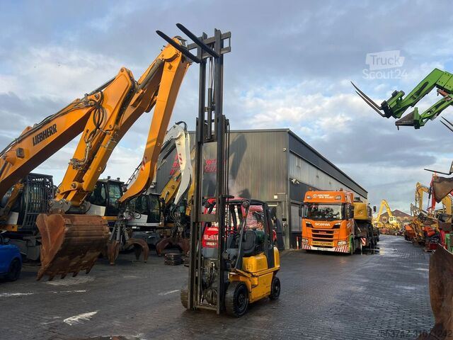 Forklift Nissan FG 25