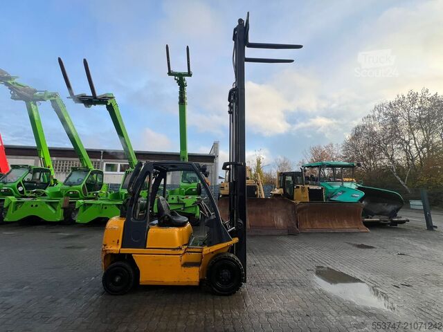 Forklift Nissan FG 25