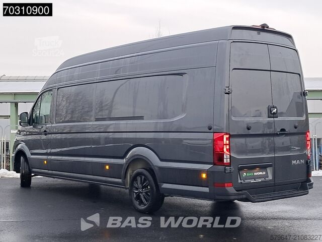 High-roof van Volkswagen Crafter 177pk Neu! Automatik L5H4 LED ACC Navi ...
