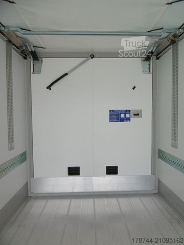 Reefer semitrailer SCHMITZ CARGOBULL Multitemp.- Kühlsattelaufliege, Miete ab ¤ 1399