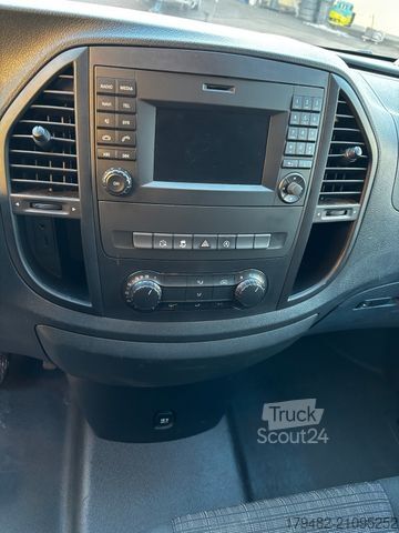 Furgon blaszak MERCEDES-BENZ Vito Kasten 114CDI 4x4 lang Bestattung Hartung