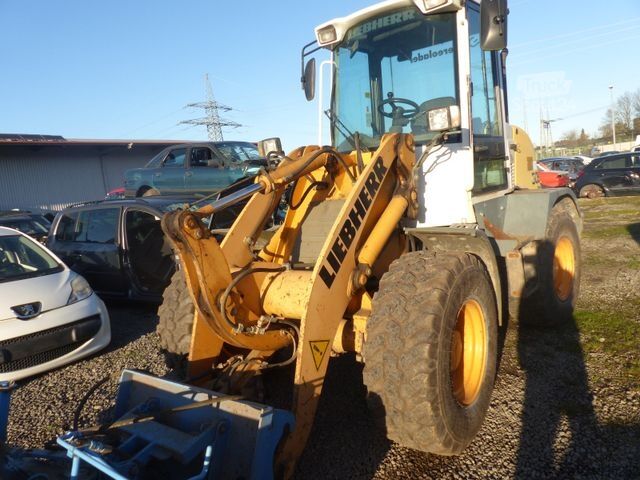 Wheel loader LIEBHERR L 509 Stereo