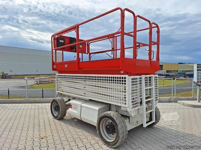  JLG M3369