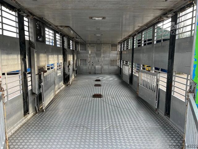 Cattle transport Scania R560 V8 6x2/4 Finkl Type2 Wage/weigh lift belas...