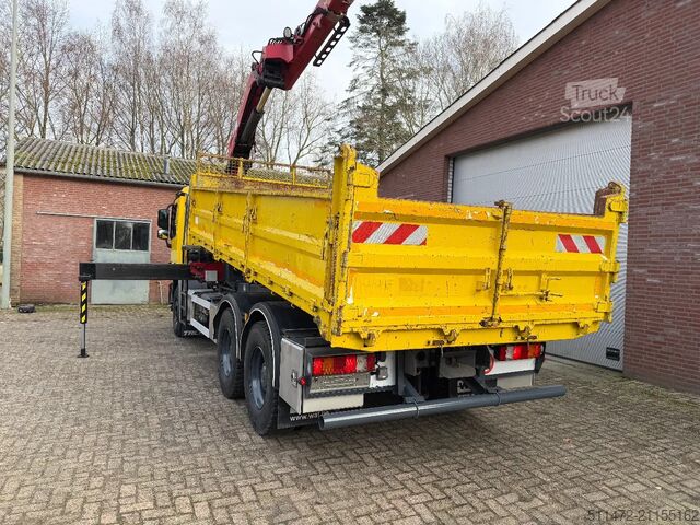 Kipper met kraan Mercedes-Benz Actros 2636 / 6x4 / HMF2020 - K2 / WAF Kipper /...