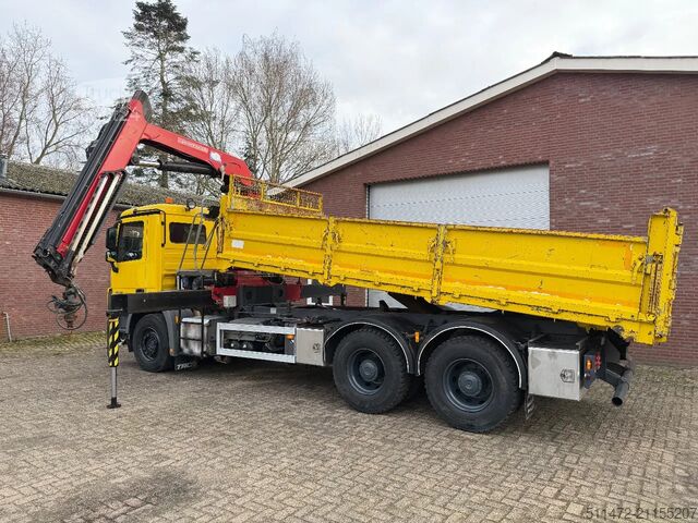 Vrachtwagen met kraan Mercedes-Benz Actros 2636 / 6x4 / HMF2020 - K2 / WAF Kipper /...