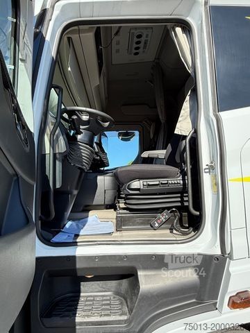 Lielapjoma vilcējs FORD F-MAX 500 in Voll- Ausstattung, MIETEN?