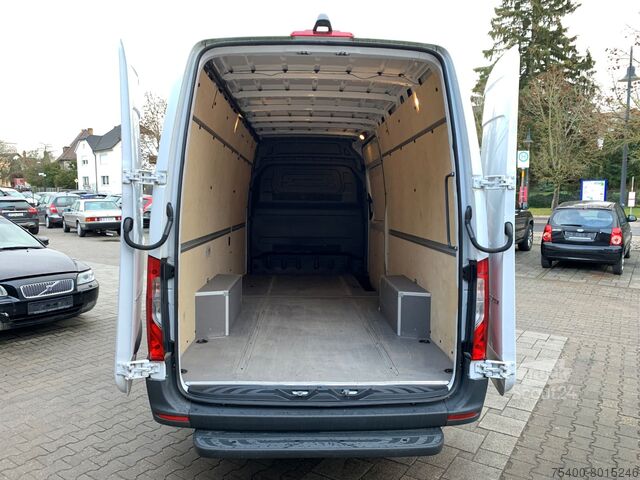 Kapalı kasa kamyonet Mercedes-Benz Mercedes-Benz Sprinter 319 CDI 4325 MBUX Kamera, Schwing DAB auch bei schwacher Bonität