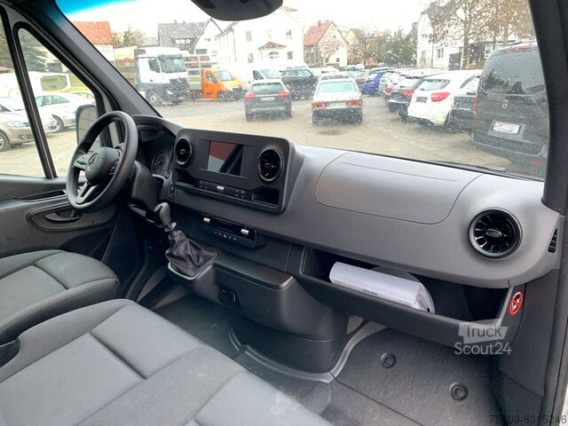 Kapalı kasa kamyonet Mercedes-Benz Mercedes-Benz Sprinter  319 CDI 4325 MBUX Kamera, Schwing DAB auch bei schwacher Bonität