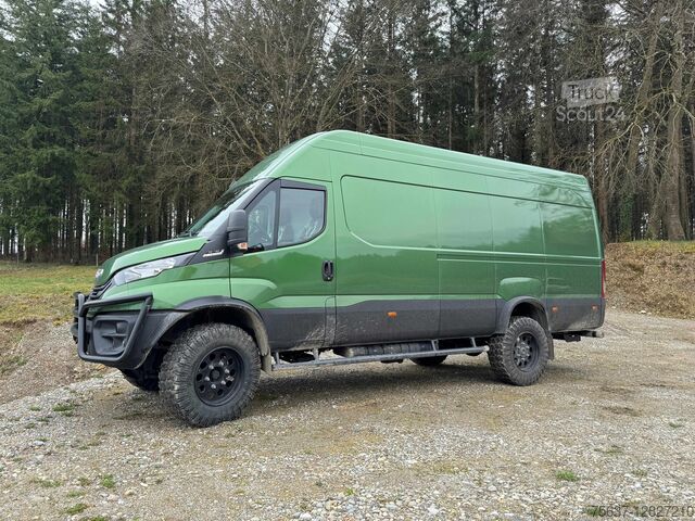Samochód dostawczy Iveco 305er Bereifung DAILY 70 S 18H A8 4x4 WX - Kastenwagen H3