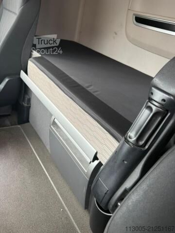 وحدة جرار قياسية DAF XF 450