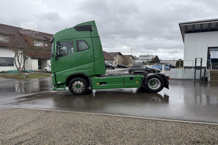 Standardni vlačilec Volvo FH-460 4x2T Retarder / Swiss-Vehicle