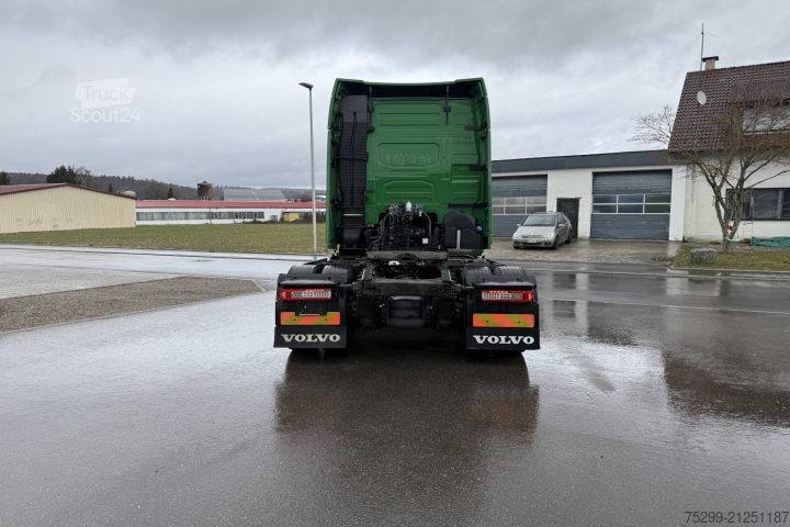 Standardni vlačilec Volvo FH-460 4x2T Retarder / Swiss-Vehicle