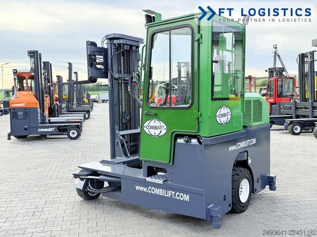 رافعة شوكية رباعية الاتجاهات Combilift C3000 DIESEL TRIPLEX 5600 FREE-LIFT