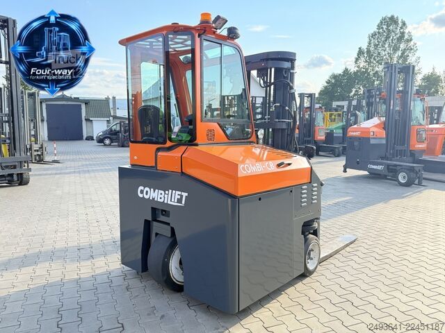 štirismerni viličar Combilift CBE2500 TRIPLEX 4900 POSITIONER CABIN