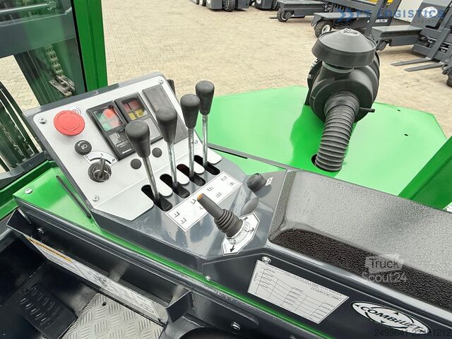 رافعة شوكية رباعية الاتجاهات Combilift CB3000 / TRIPLEX 4900MM / FREE LIFT