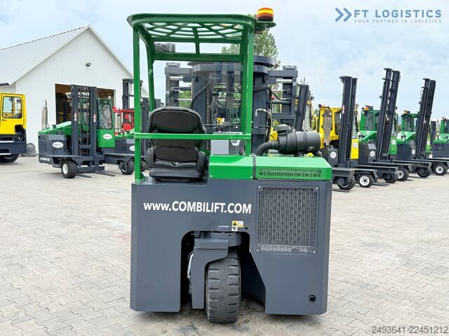 رافعة شوكية رباعية الاتجاهات Combilift CB3000 / TRIPLEX 4900MM / FREE LIFT