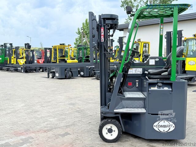 رافعة شوكية رباعية الاتجاهات Combilift CB3000 / TRIPLEX 4900MM / FREE LIFT