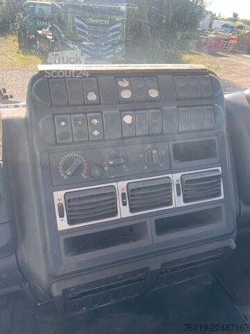 Platós teherautó IVECO ML120EL21/P Pritsche