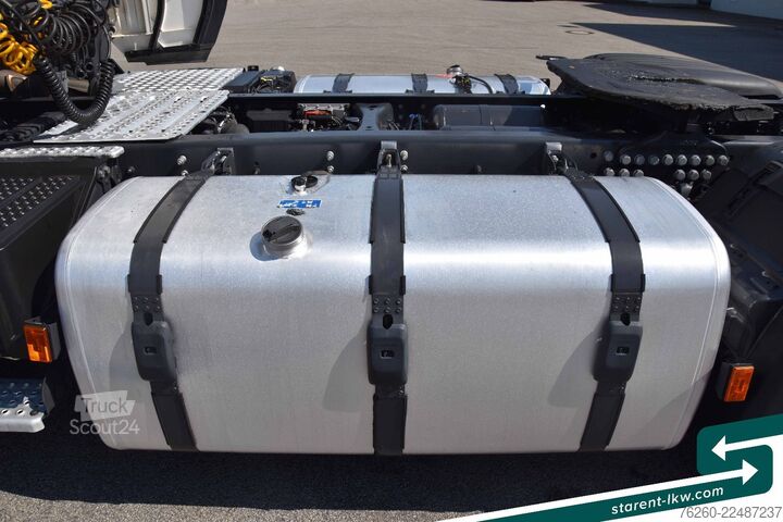 Standard nyergesvontató SCANIA R450 Standklima Retarder ACC NAVI Tacho neu