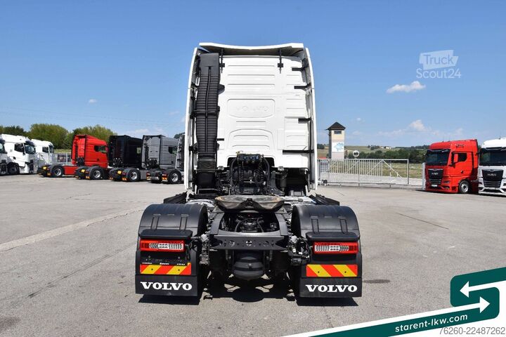 Standard nyergesvontató VOLVO FH 500 AERO XL CMS VEB+ LED-Sicherheitspaket