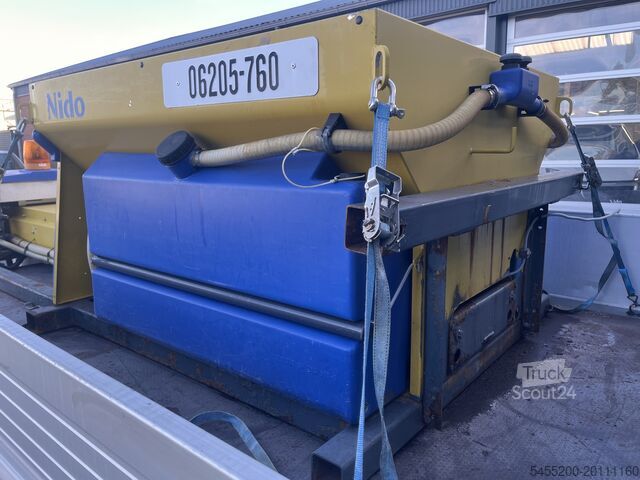 Lasteplattform Peugeot Boxer 2.2 HDI Winterdienst Zoutstrooier Nido Op...