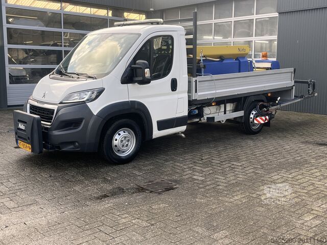 Lasteplattform Peugeot Boxer 2.2 HDI Winterdienst Zoutstrooier Nido Op...