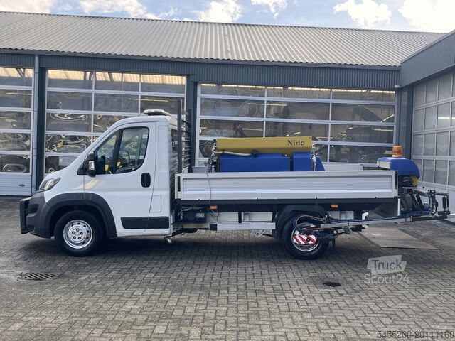Lasteplattform Peugeot Boxer 2.2 HDI Winterdienst Zoutstrooier Nido Op...