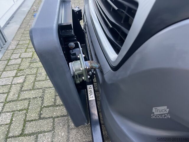 Lasteplattform Peugeot Boxer 2.2 HDI Winterdienst Zoutstrooier Nido Op...