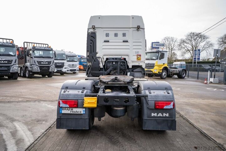 Padrão-SZM MAN TGX 18.420 XLX BLS