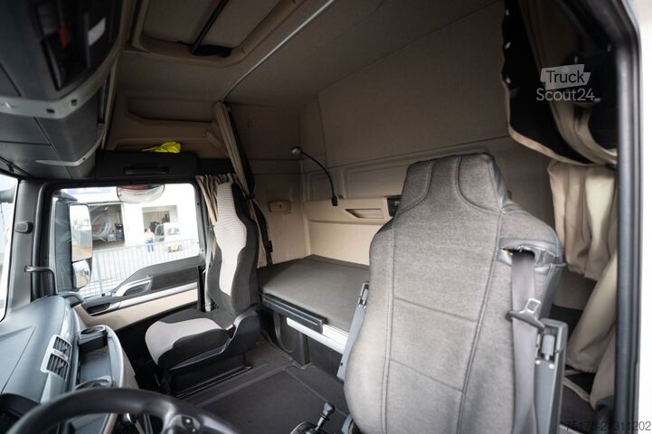 Padrão-SZM MAN TGX 18.420 XLX BLS