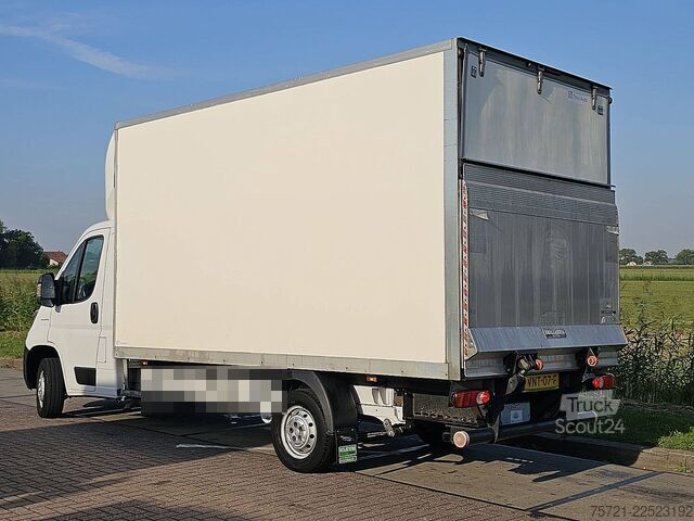 Bakwagen FIAT DUCATO 35 2.3 laadklap EURO6