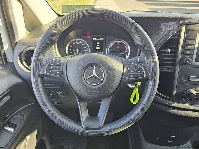Karavan z visoko streho MERCEDES-BENZ EVITO L2 280KM WLTP 60kWh!