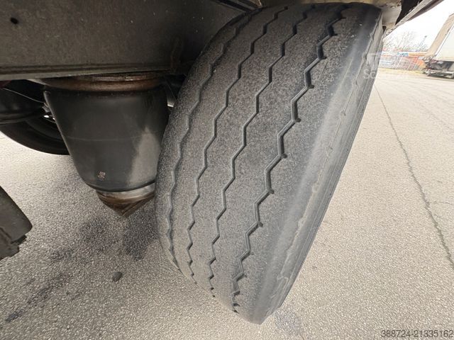Semirimorchio frigorifero SCHMITZ CARGOBULL SKO 24*Thermoking*6 Rohrbahnen*ATP*Fleisch*TÜV*