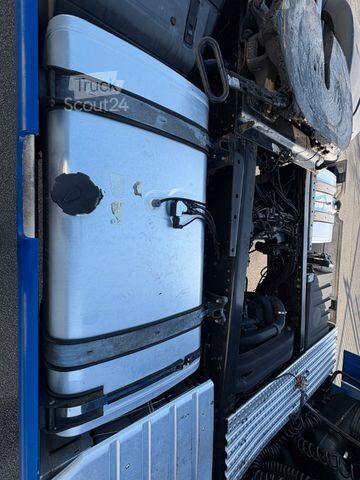 Tracteur routier standard MAN XXL*E6c*Intarder*Vollspoiler*Standklima*Navi*TÜV