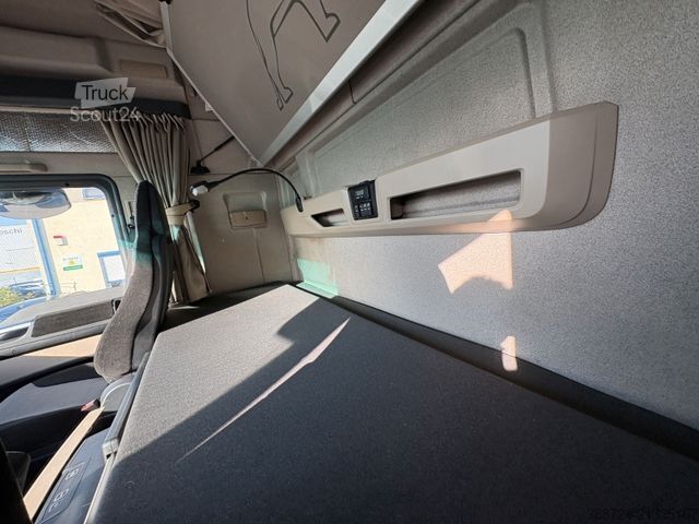 Tracteur routier standard MAN XXL*E6c*Intarder*Vollspoiler*Standklima*Navi*TÜV