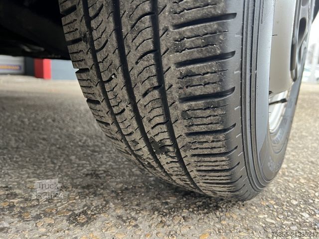 Фургон-бокс IVECO Daily 35S12 3,1m Koffer 3mRdst LBW Kamera 3-Sitz