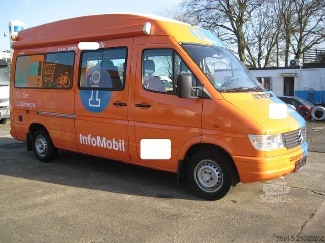 Kastenwagen Wohnmobil / Campervan MERCEDES-BENZ 212 D Sprinter Vollautomatik Infomobil /94.000KM