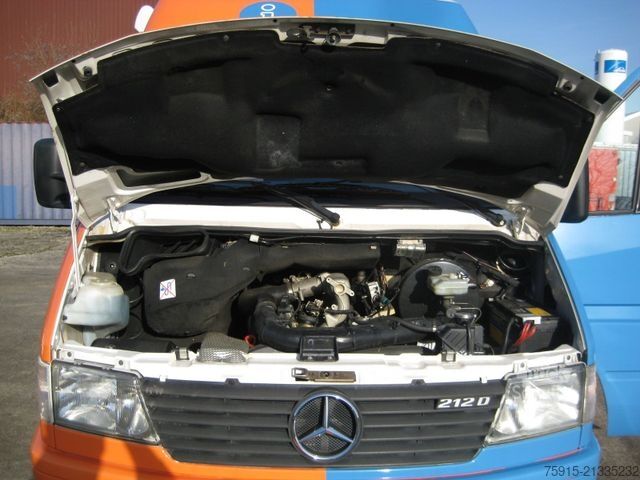 Kastenwagen Wohnmobil / Campervan MERCEDES-BENZ 212 D Sprinter Vollautomatik Infomobil /94.000KM