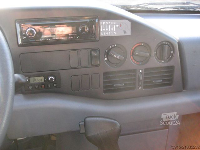 Kastenwagen Wohnmobil / Campervan MERCEDES-BENZ 212 D Sprinter Vollautomatik Infomobil /94.000KM