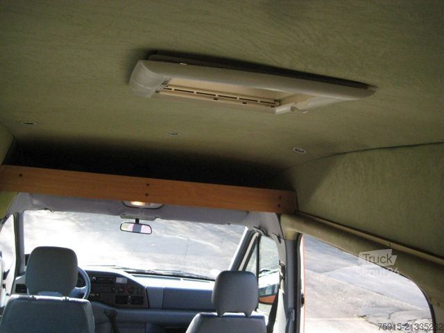 Kastenwagen Wohnmobil / Campervan MERCEDES-BENZ 212 D Sprinter Vollautomatik Infomobil /94.000KM